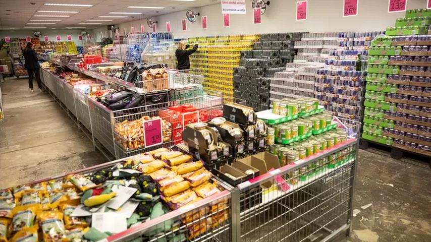 Deze winkel verkoopt producten die over de datum zijn