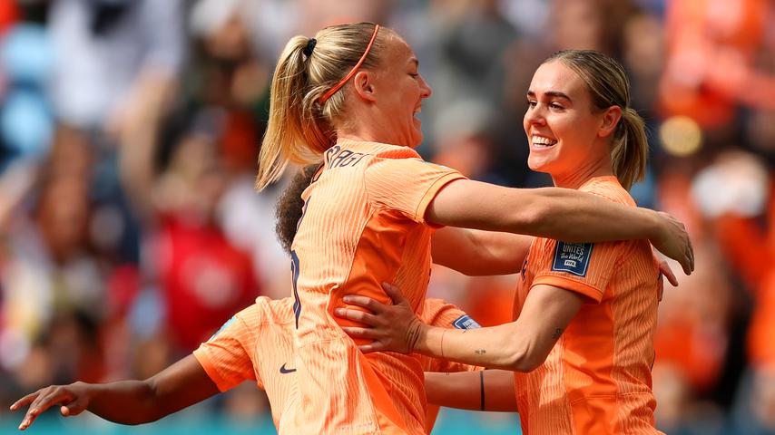 Roord scoort snelle 1-0 tegen Zuid-Afrika, Oranje begint WK 2023 met droomstart