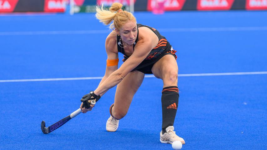 Van Geffen hervindt plezier en bereikt de hockeyfinale: 'Eindelijk eens echt juichen'