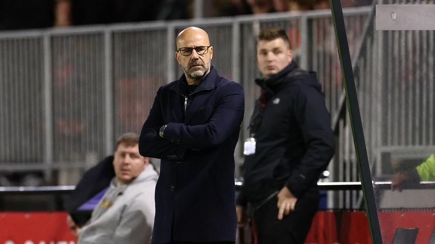 Bosz kritisch op PSV na ruime overwinning: 'We kwamen niet aan het voetballen'