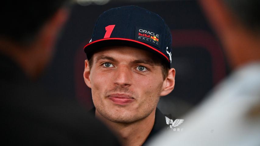 Max Verstappen ziet geen noodzaak in vergelijking met F1-legendes