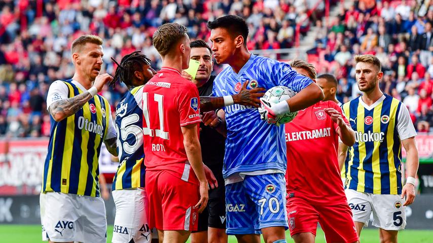 Twente verliest afscheidswedstrijd tegen FenerbahÃ§e en verlaat Europees voetbal