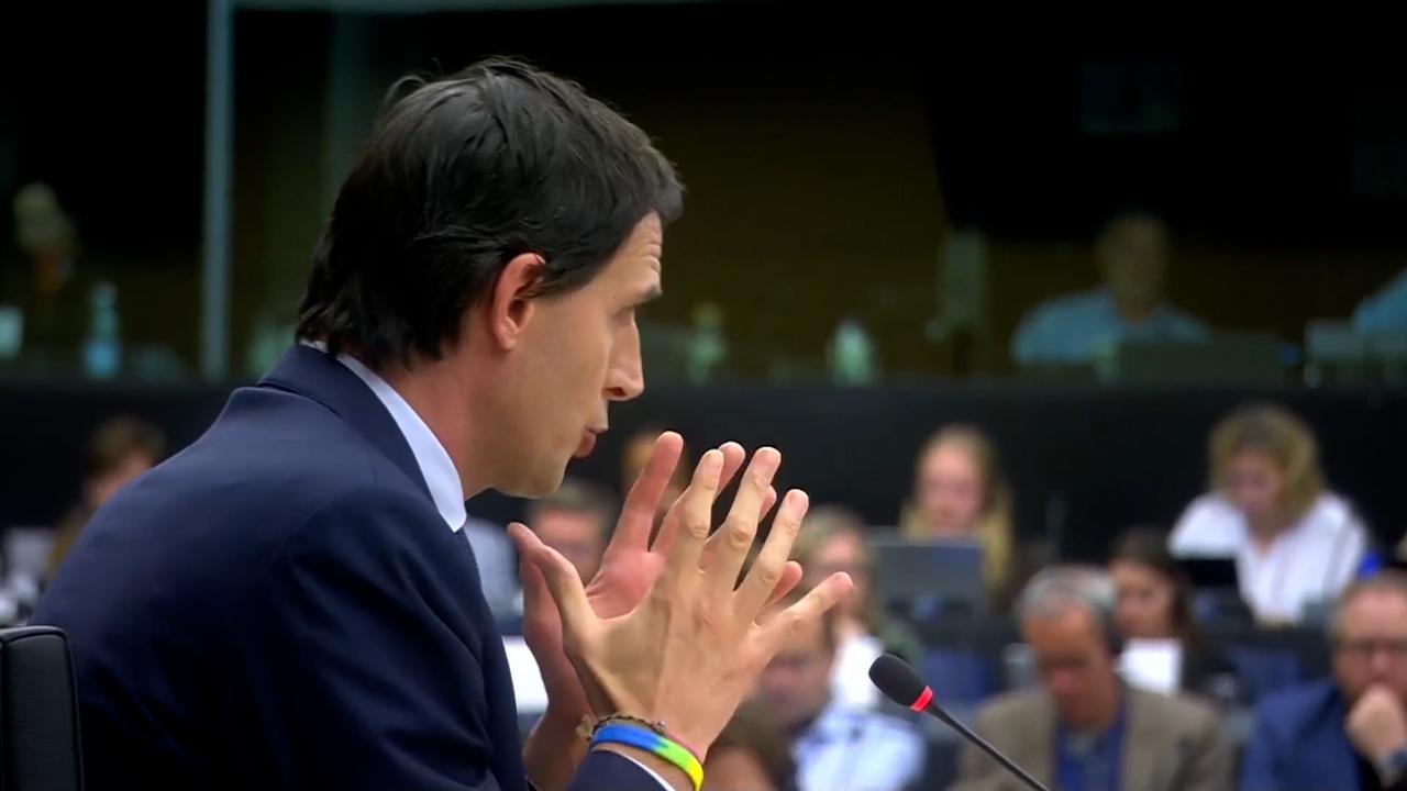 Hoekstra krijgt mogelijk geen steun van Europees Parlement na 'klimaatexamen'