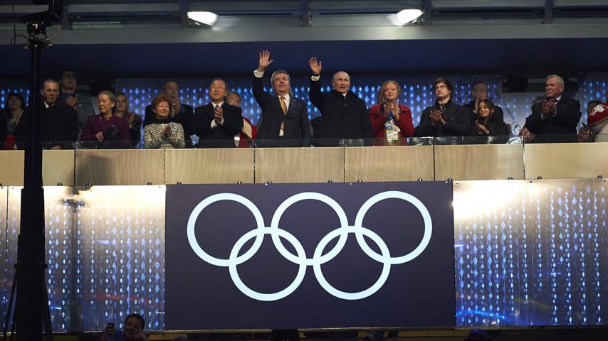 Russische President Vladimir Poetin beschuldigt het Internationale Olympische Comité van discriminatie naar Russische atleten vanwege mogelijke uitsluiting van deelname aan de Olympische Spelen.