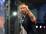 Van Barneveld, Noppert en Van Duijvenbode verliezen direct op World Grand Prix