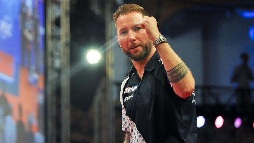 Van Barneveld verliest van wereldkampioen Smith, Noppert gaat verder op het Europees Kampioenschap Darts