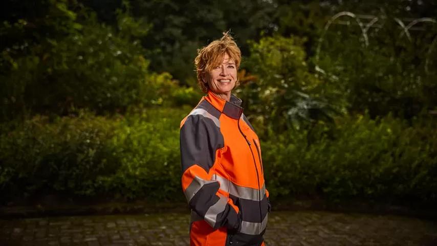 Vivi (59) gooide haar leven om ondanks het hebben van alles wat ze wilde