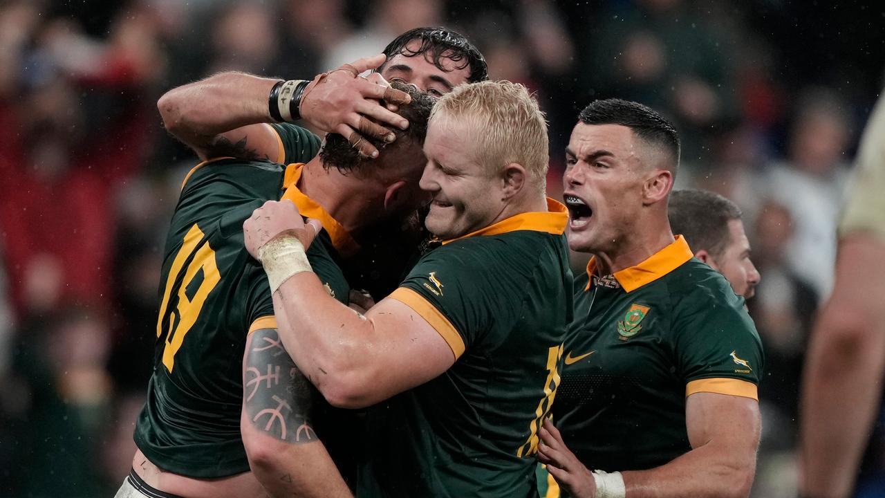 Zuid-Afrikaanse rugbyers bereiken WK-finale na spannende wedstrijd tegen Engeland