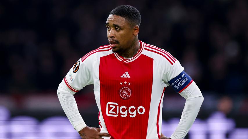 Ajax speelt tegen Vitesse zonder Brobbey en Sutalo, maar met Berghuis en Bergwijn