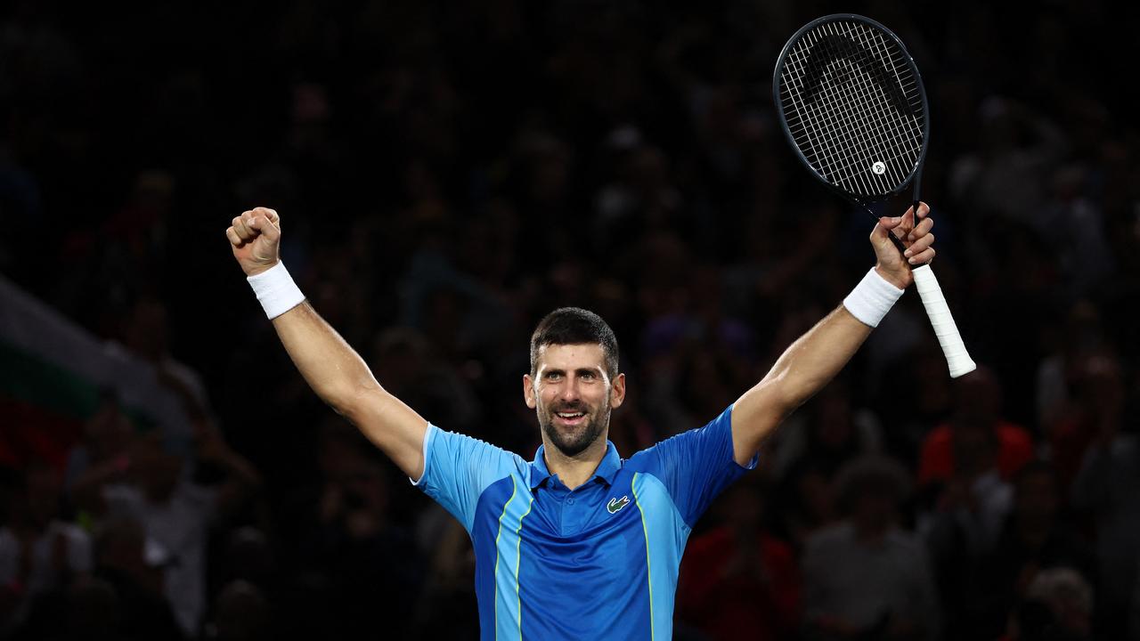 Djokovic verslaat Dimitrov in finale Parijs en verovert veertigste Masters-titel