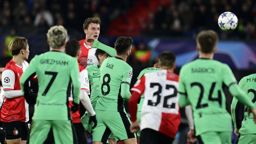 Feyenoord uitgeschakeld uit Champions League na verlies tegen Atlético Madrid