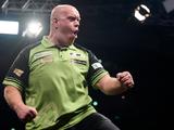 Michael van Gerwen bereikt halve finale na spectaculaire comeback op Players Championship Finals