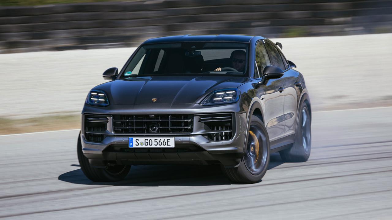 Proefrit: Porsche Cayenne Turbo E-Hybrid Coupé met GT-pakket