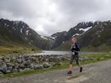 Schotse ultramarathonrenner geschorst voor een jaar na autorit tijdens wedstrijd