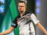 De Nederlandse darter Jeffrey de Graaf maakt sensationele comeback op WK darts.