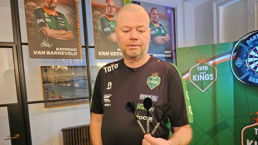 Van Barneveld gelooft weer in wereldtitel dankzij deze pijlen