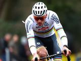 Van der Poel wint tweede Sportman van het Jaar titel, Verstappen tweede