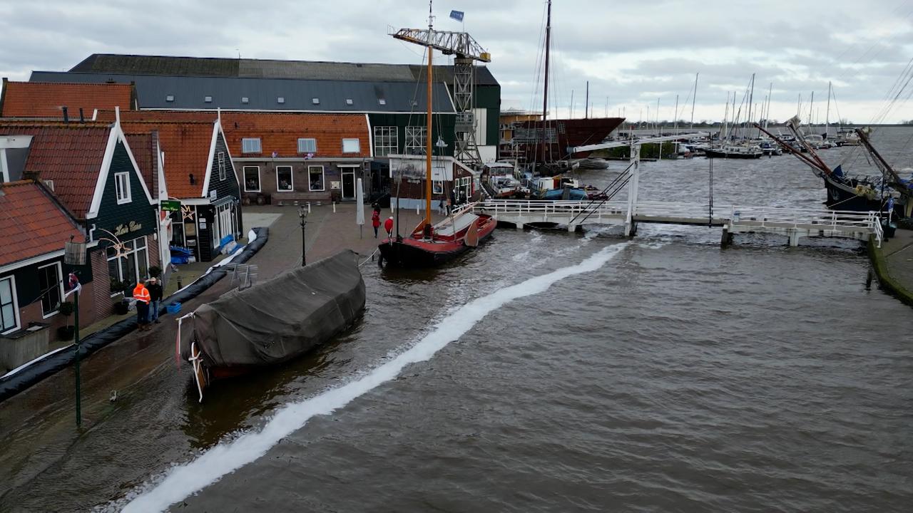Harde wind veroorzaakt nieuwe hoogwaterpiek in Markermeer