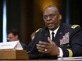 VS Defensieminister kan aanblijven ondanks onverwacht ziekenhuisverblijf